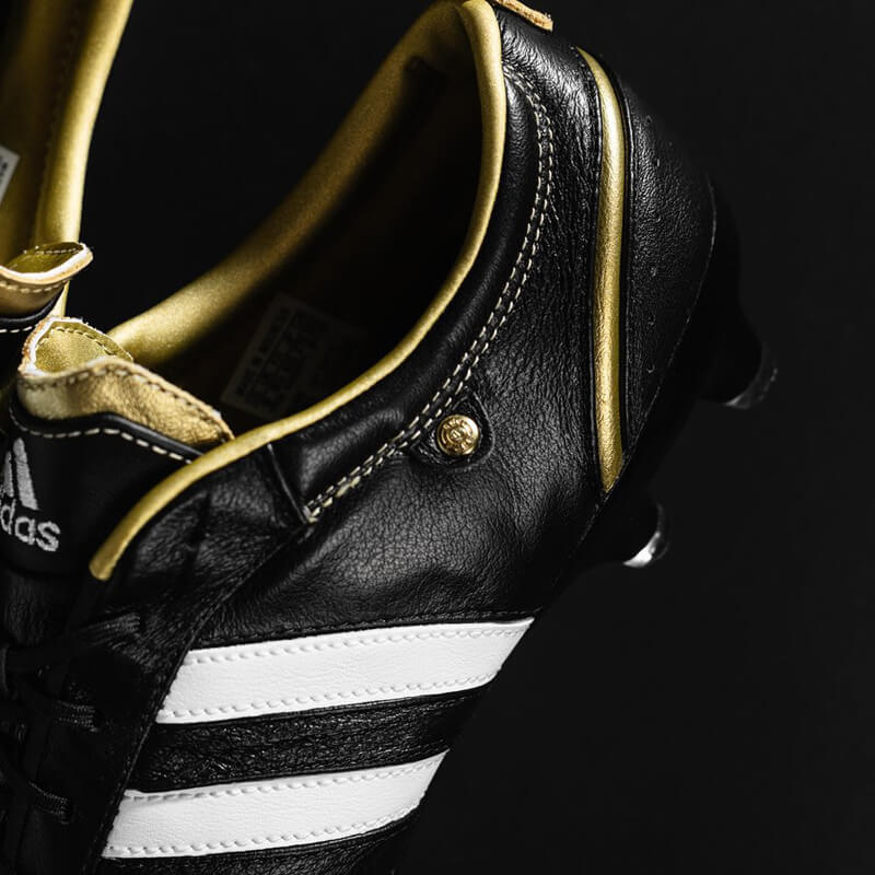 Bộ sưu tập giày bóng đá Adidas 'Legends' Pack